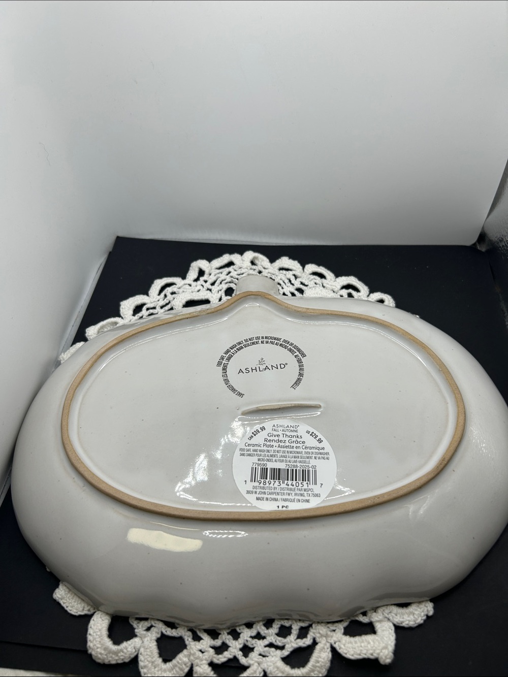 Ashland White Ceramic Pumpkin Serving Platter - Picture 2 of 2
